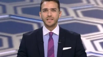 رد فعل إبراهيم عبد الجواد بعد خسارة منتخب مصر أمام الأردن بثلاثة أهداف دون رد في كأس الأمم 1